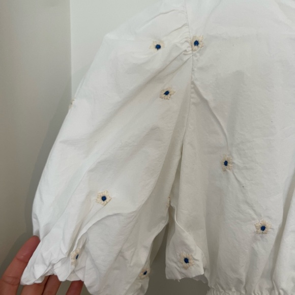 ZARA puffy sleeve crop top - Picture 2 of 4